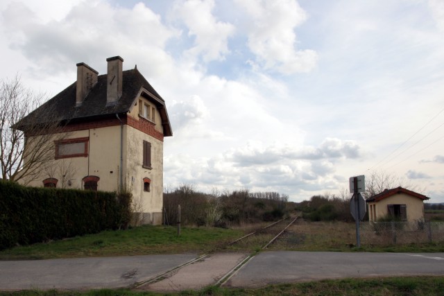 Allier - Barberier - passage à niveau