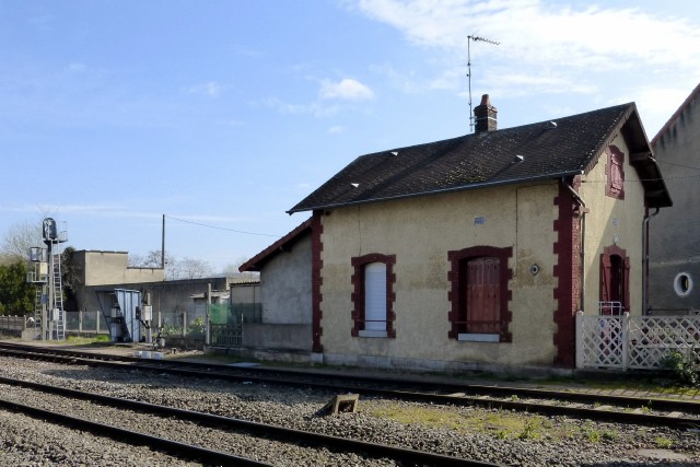 Allier - Montluçon - passage à niveau