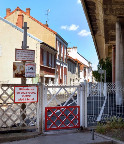 Allier - Montluçon - passage à niveau