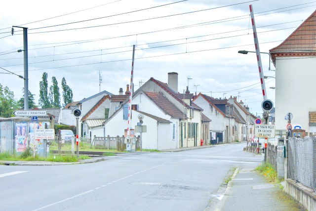 Allier - Moulins - passage à niveau