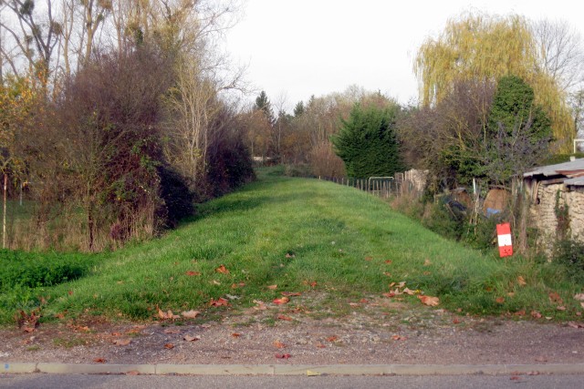 Allier - Saint Bonnet de Rochefort - passage à niveau