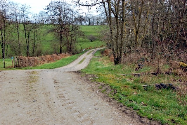 Allier - Tronget - passage à niveau