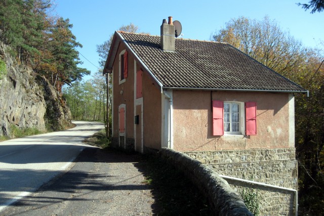 Ardèche - Saint Julien d'Intres - passage à niveau