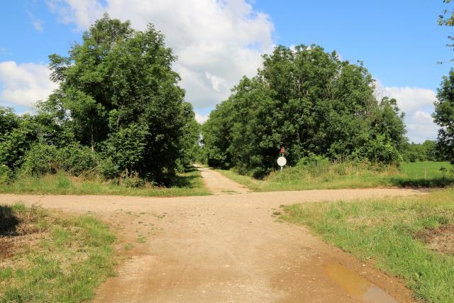 Aveyron - Bozouls - passage à niveau