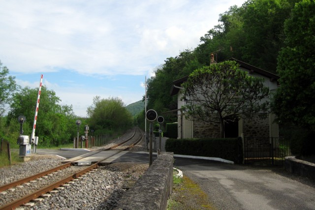 Aveyron - Sanvensa - passage à niveau