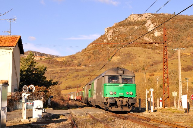 Aveyron - Tournemire - passage à niveau