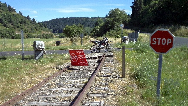 Cantal - Allanche - passage à niveau