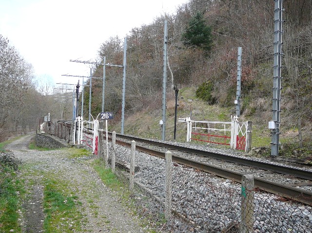 Cantal - Molompize - passage à niveau