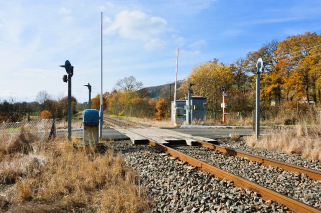 Cantal - Yolet - passage à niveau