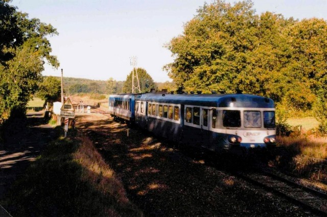 Cantal - Ytrac - passage à niveau