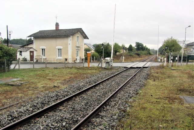 Corrèze - Mansac - passage à niveau