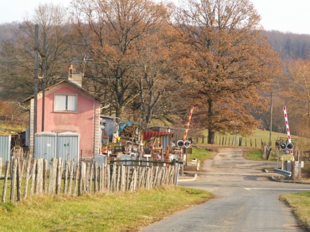 Corrèze - Masseret - passage à niveau