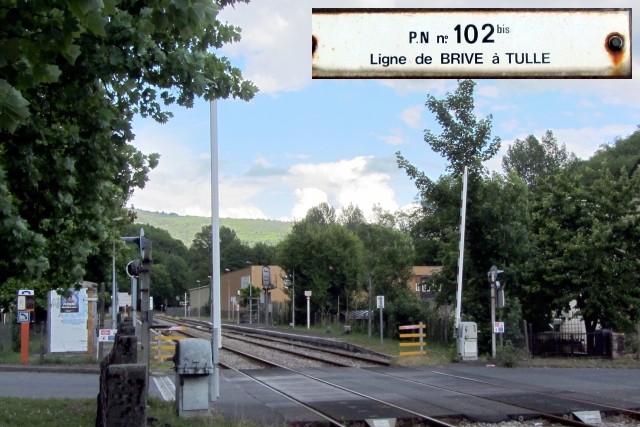 Corrèze - Saint Hilaire Peyroux - passage à niveau
