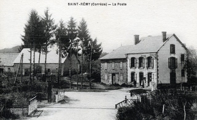 Corrèze - Saint Rémy - passage à niveau