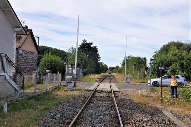 Corrèze - Varetz - passage à niveau