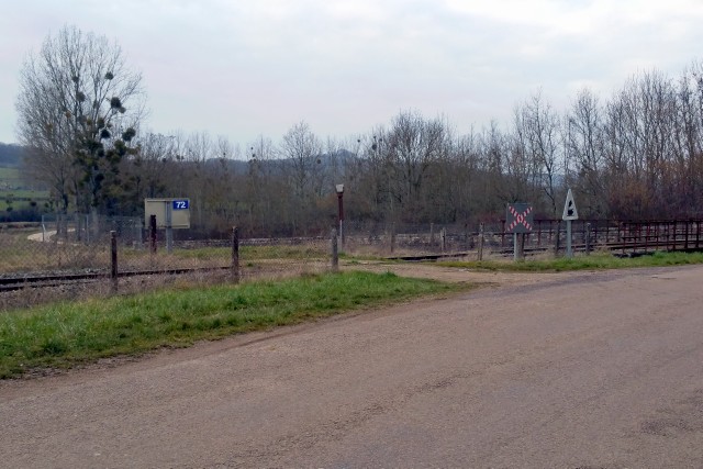 Côte d'Or - Chassey - passage à niveau