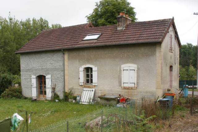 Côte d'Or - Marigny le Cahouët - passage à niveau