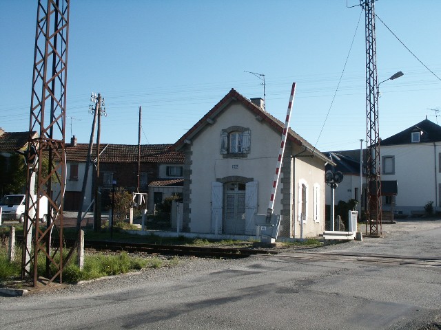 Creuse - Lavaveix les Mines - passage à niveau