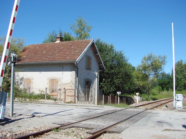 Creuse - Lavaveix les Mines - passage à niveau