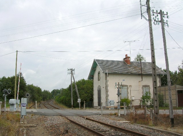 Creuse - Les Mars - passage à niveau