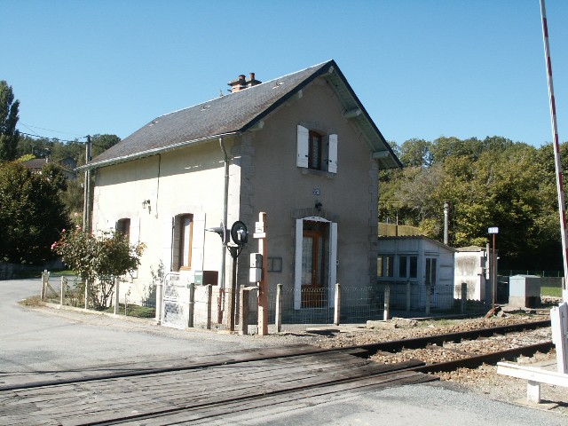 Creuse -  - passage à niveau