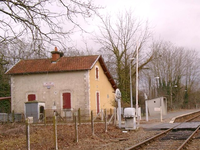 Dordogne - Alles sur Dordogne - passage à niveau