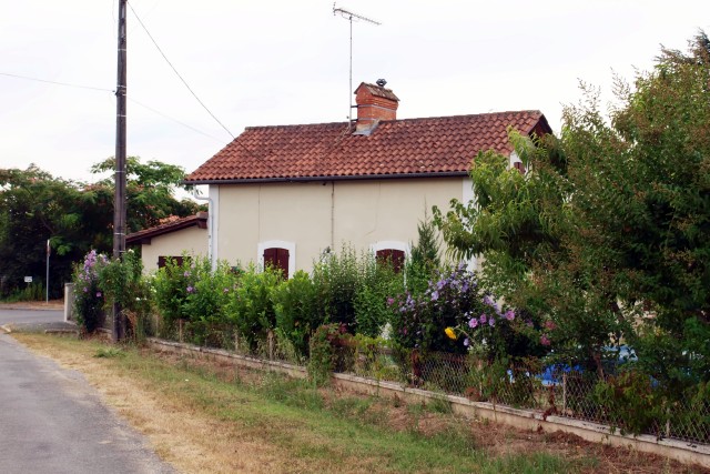 Dordogne - Eymet - passage à niveau