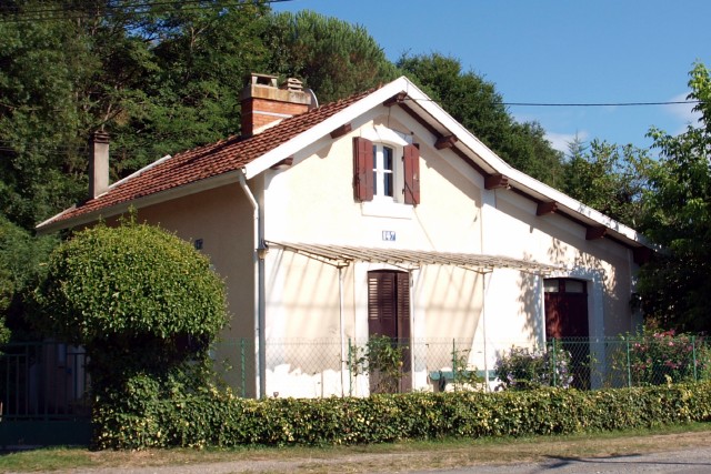 Dordogne - Saint Louis en l'Isle - passage à niveau