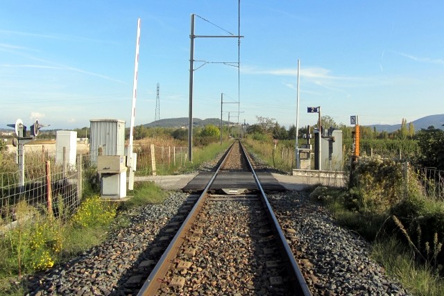 Drôme - Livron sur Drôme - passage à niveau