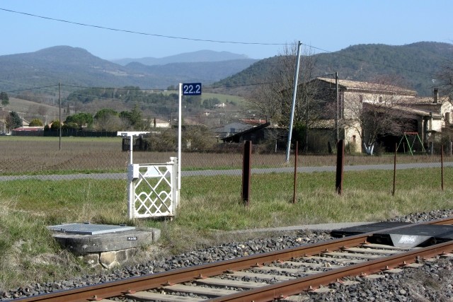 Drôme - Piégros la Clastre - passage à niveau