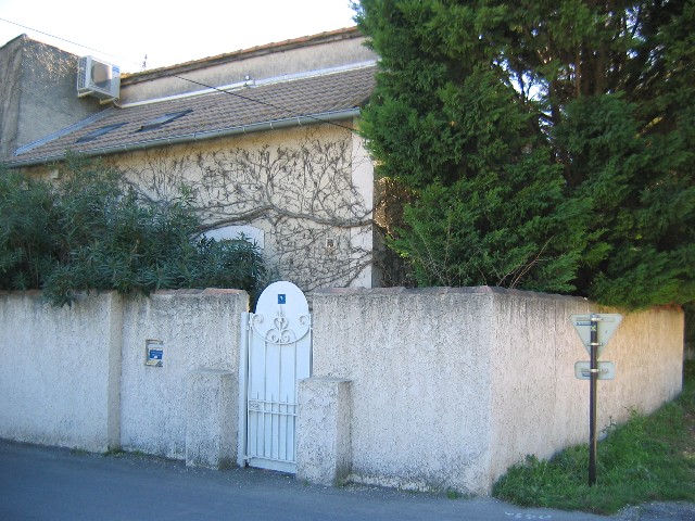 Gard - Beaucaire - passage à niveau