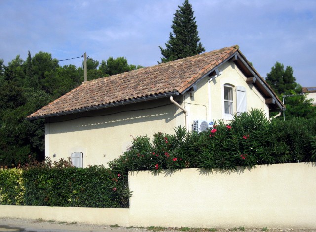 Gard - Comps - passage à niveau