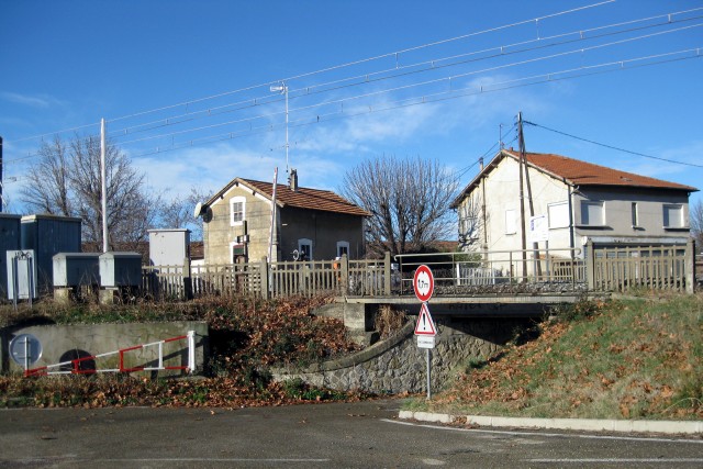 Gard - Marguerittes - passage à niveau