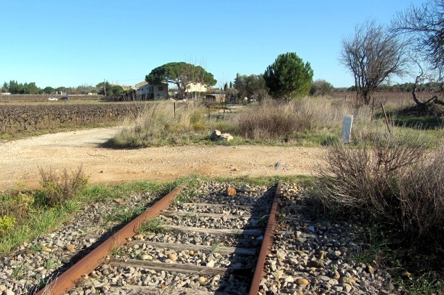 Gard - Vauvert - passage à niveau