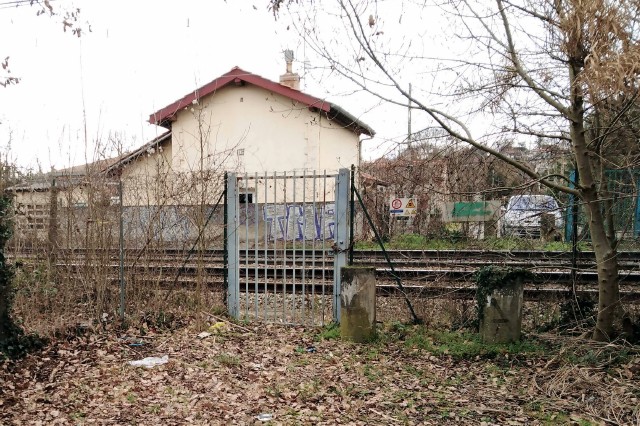 Haute Garonne - Labège - passage à niveau