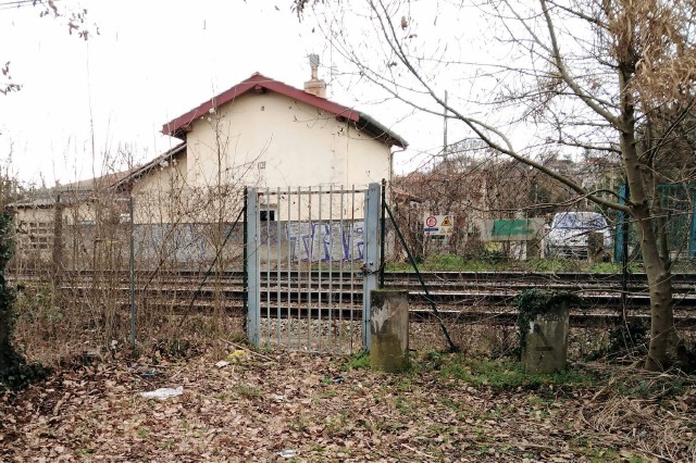 Haute Garonne - Labège - passage à niveau