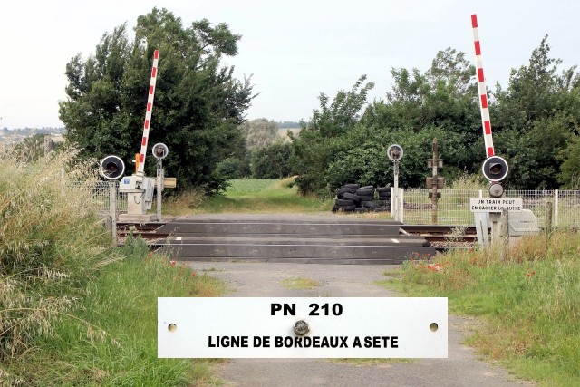 Haute Garonne - Montgaillard Lauragais - passage à niveau