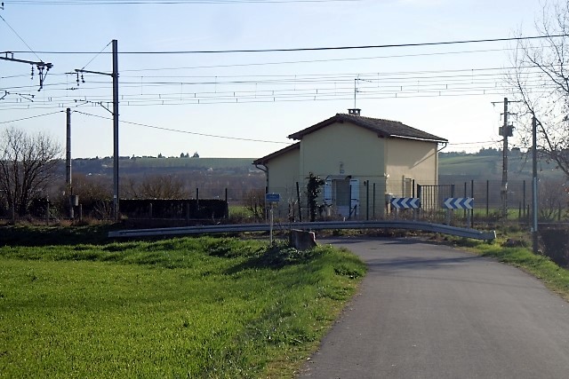 Haute Garonne - Montlaur - passage à niveau