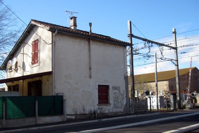 Hérault - Agde - passage à niveau