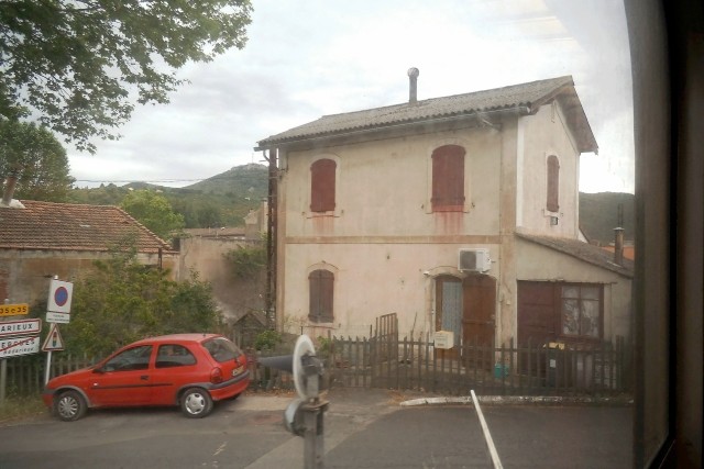 Hérault - Bédarieux - passage à niveau