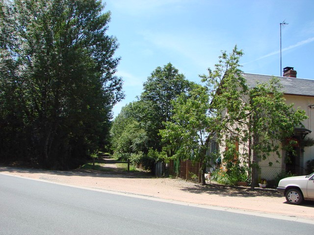 Indre - Aigurande - passage à niveau