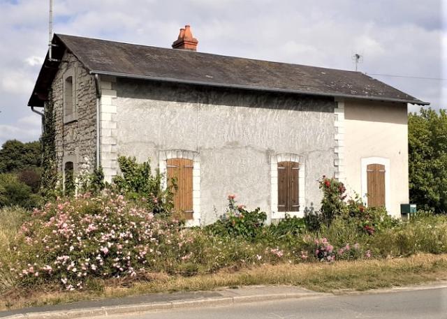 Indre - Saint Gaultier - passage à niveau