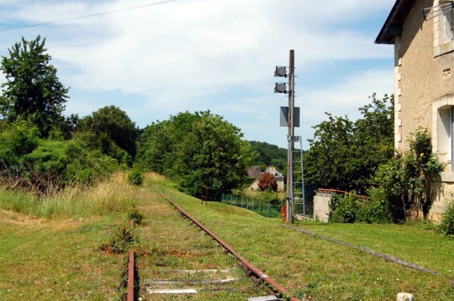 Indre et Loire - Le Grand Pressigny - passage à niveau