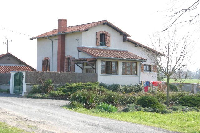 Loire - Savigneux - passage à niveau