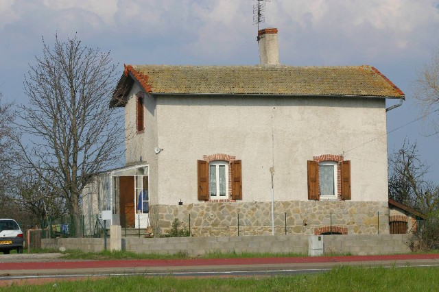 Loire - Savigneux - passage à niveau