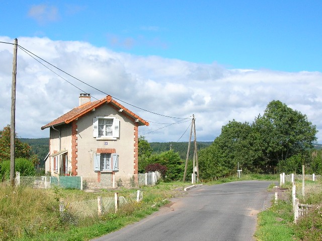 Haute Loire - Allègre - passage à niveau