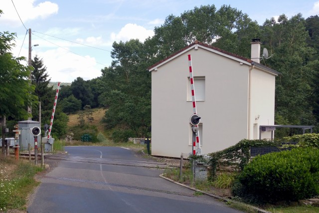 Haute Loire - Beauzac - passage à niveau