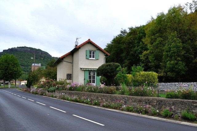 Haute Loire - Blesle - passage à niveau