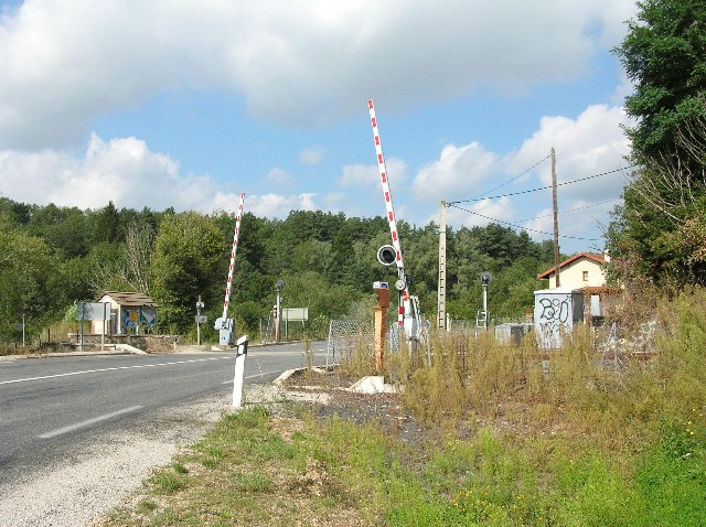 Haute Loire - Borne - passage à niveau