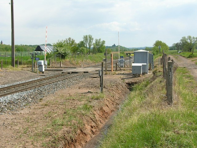 Haute Loire - Bournoncle Saint Pierre - passage à niveau